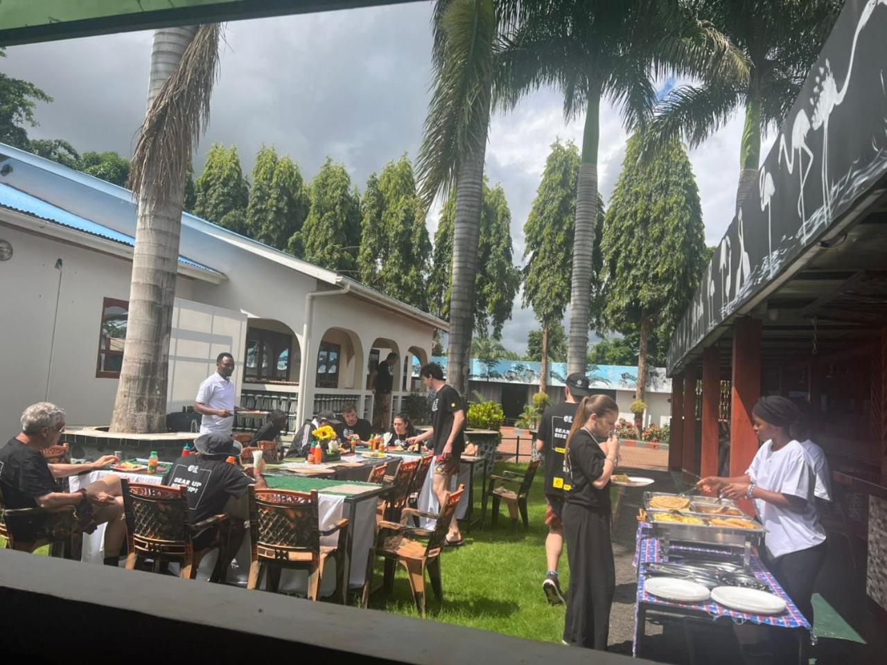 Kilimanjaro Trekcity Hostel モシ エクステリア 写真